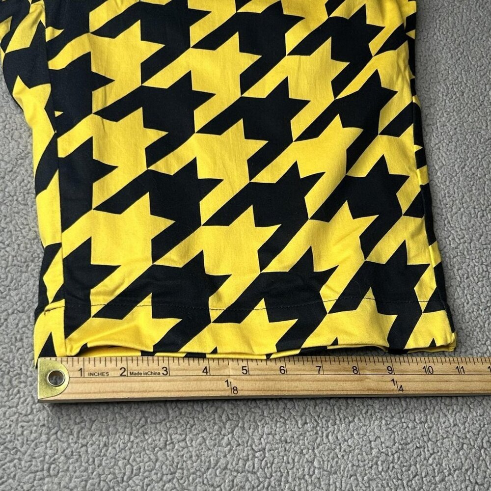 Loudmouth Golf Shorts Mens 38 Yellow Houndstooth Chino Stretch Golf 11 Inseam - Picture 10 of 10